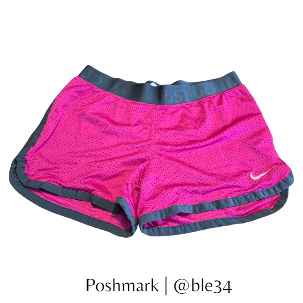 NIKE Dri Fit Mesh Athletic Shorts Cranberry Gray Waist & Trim